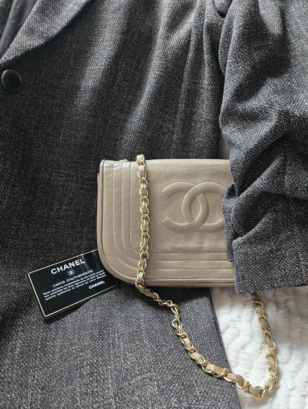 Authentic Vintage Chanel Timeless CC Curved Flap Bag Beige Lambskin GHW